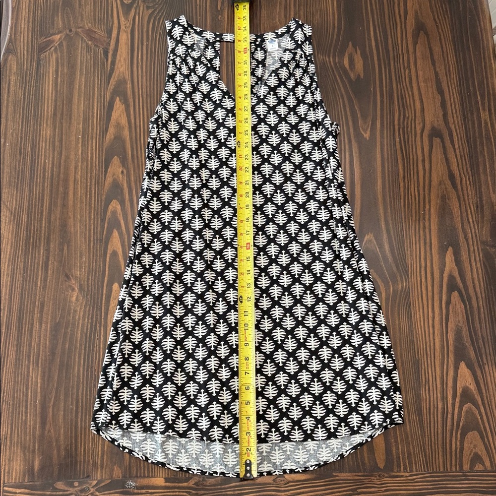 Old Navy Black and White Pattern Dress Women Small Lightweight Sundress - Picture 3 of 8